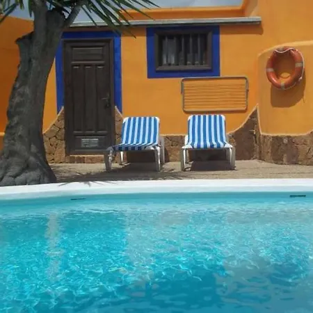 Вилла Celeste, Con Wifi, Piscina Privada Cerca Cesar Manrique